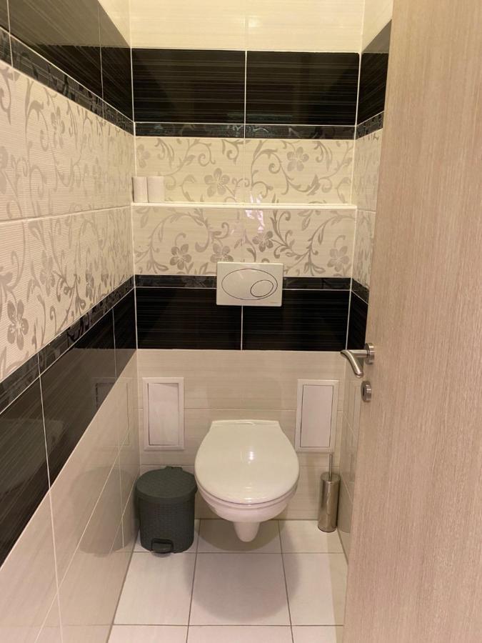 Párizsi Udvar I. Apartment Debrecen Kültér fotó